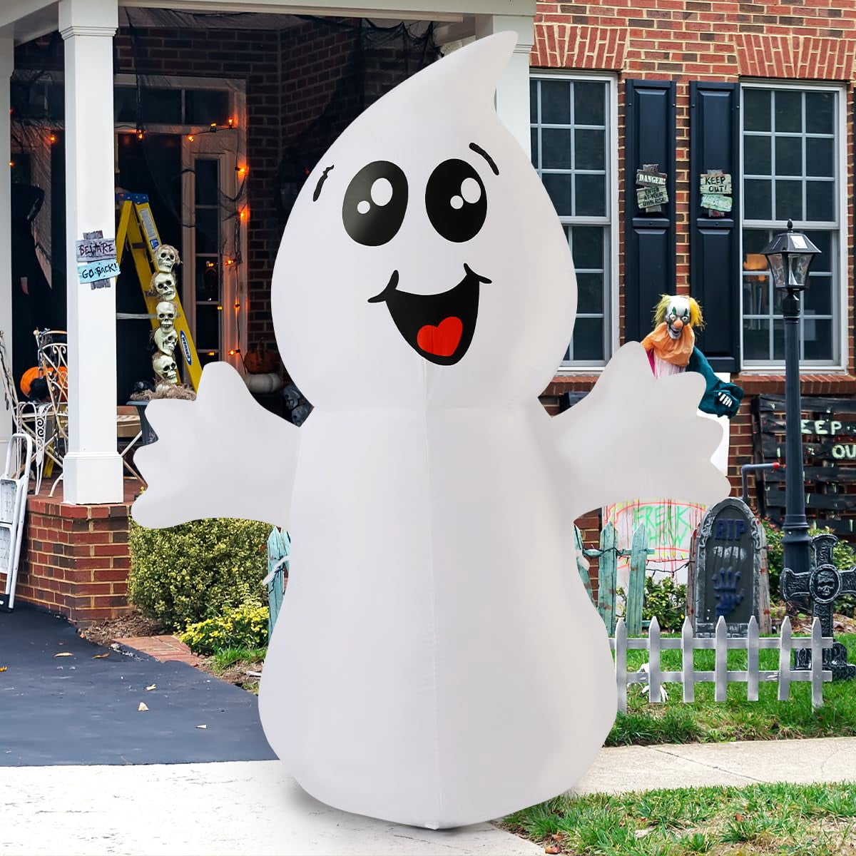 GOOSH Halloween Inflatables 5 FT Halloween Ghost Inflatable with Built-in LEDs, Cute Halloween Inflatable Ghost Blow up Ghost Inflatable, Outdoor Halloween Decorations for Halloween Holiday Party